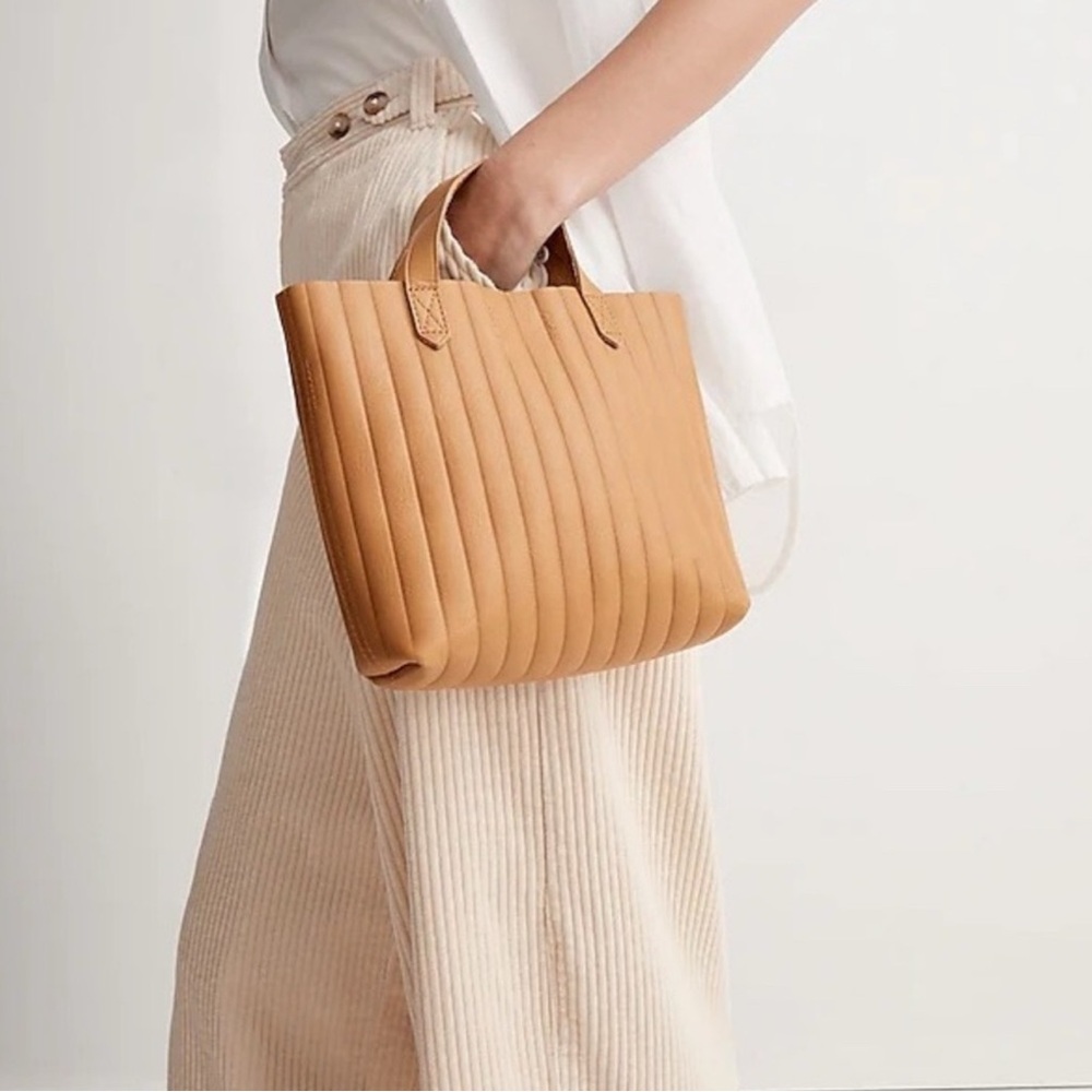 Madewell Transport Mini Bubble Leather Bag